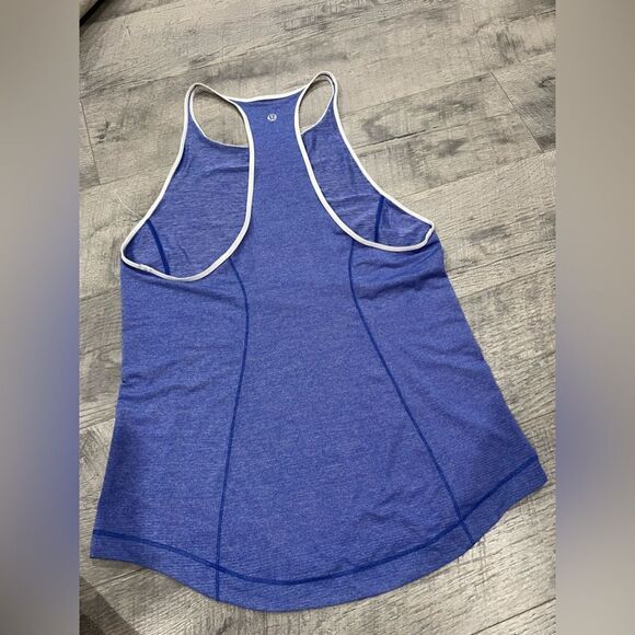 Lululemon Tank Top 🍋 - Picture 3 of 3